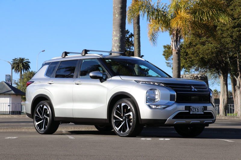 2022 Mitsubishi Outlander XLS 2WD 2.5P