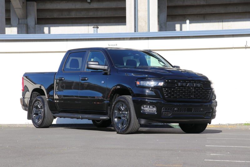 2026 Ram 1500 Express Black Edition 3.0 Hurricane