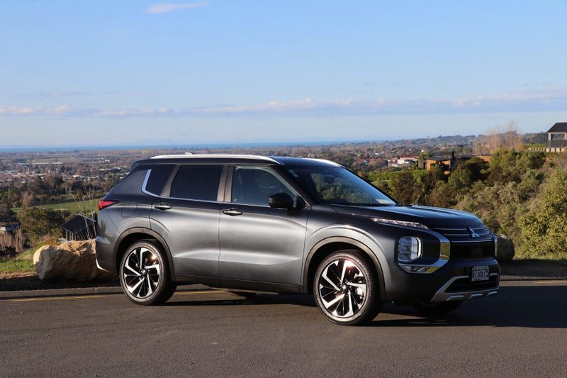 2024 Mitsubishi Outlander XLS 2.5P/4WD/CVT, photo 3