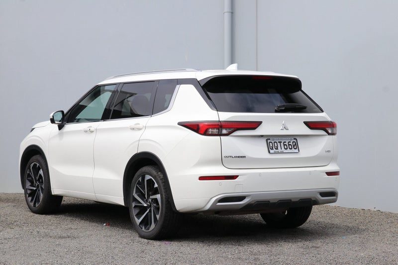 2024 Mitsubishi Outlander VRX 2.5P/4WD/CVT, photo 2