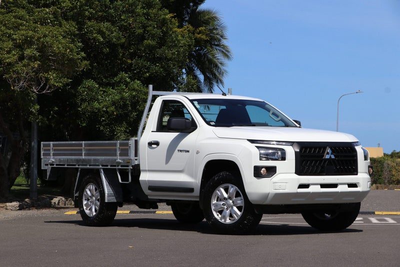 2026 Mitsubishi Triton GLX Flat Deck