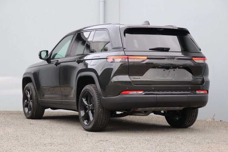 2026 Jeep Grand Cherokee Limited, photo 2