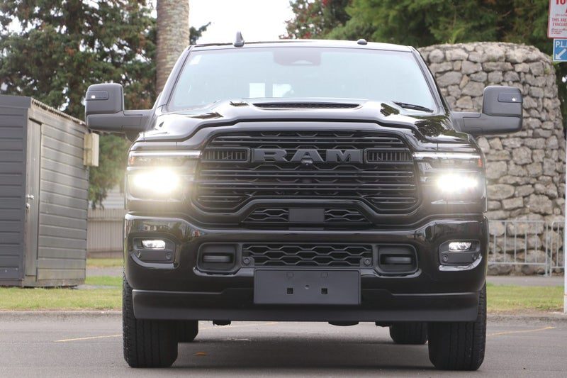 2026 Ram 2500 Laramie 6.7 Turbo Diesel, photo 2