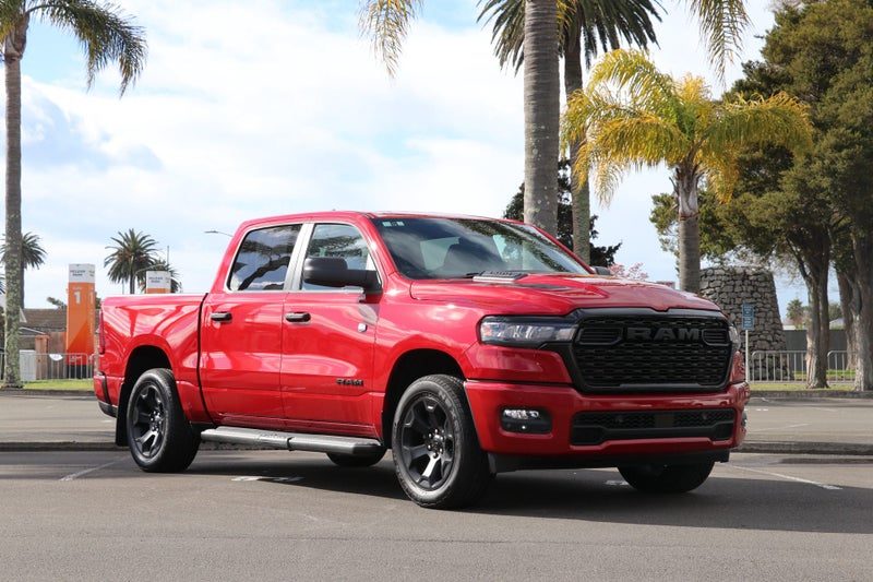 2026 Ram 1500 Express Black Edition 3.0 Hurricane