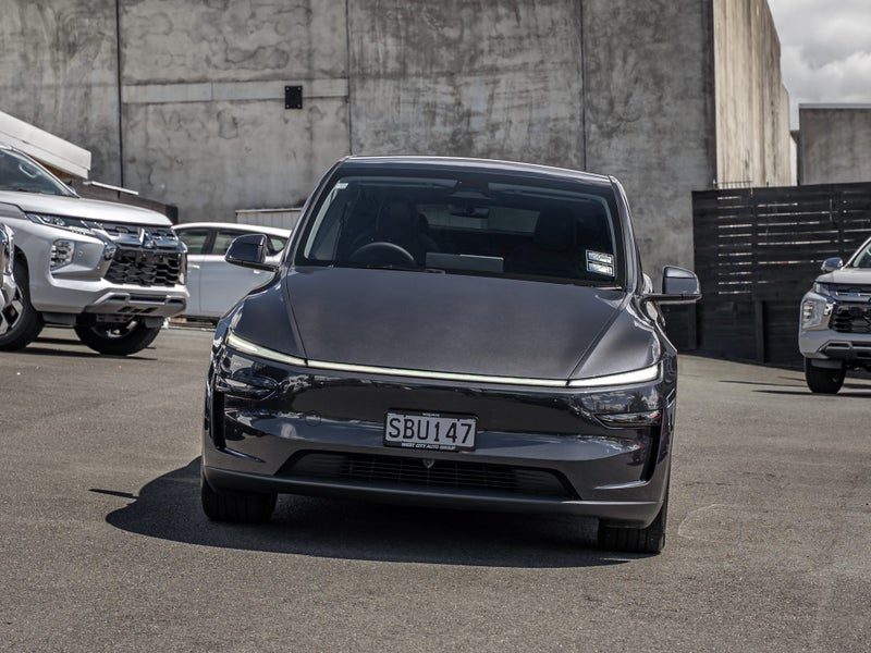 2025 Tesla Model Y Rear Wheel Drive, photo 3