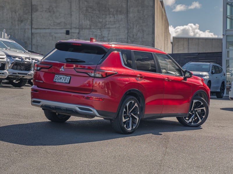 2023 Mitsubishi Outlander Xls 2.5P/4Wd/Cvt, photo 2