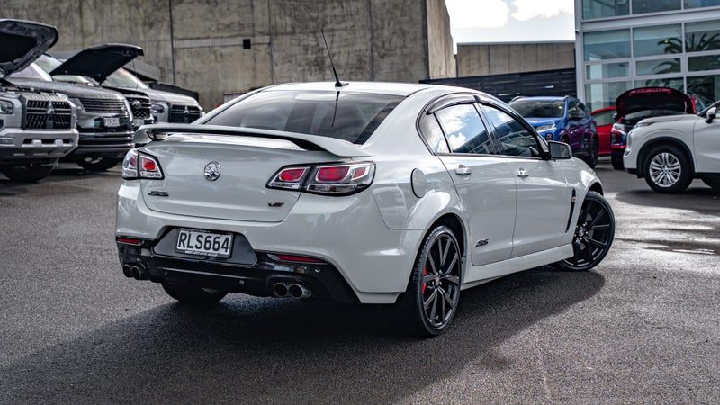 2017 Holden Commodore Vf2 Ss-V Redline 6.2, photo 2