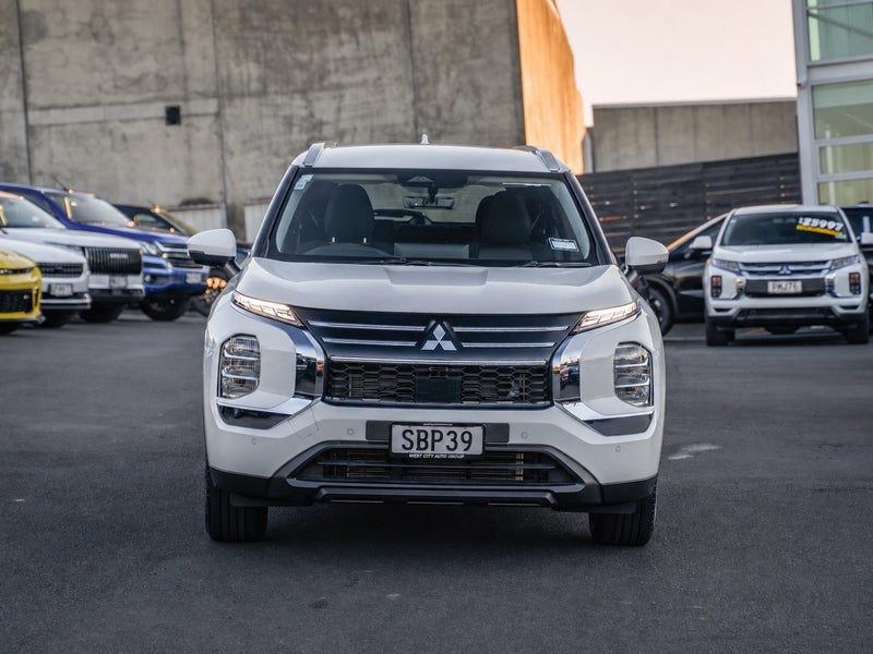 2026 Mitsubishi Outlander Ls 2.5P/Cvt, photo 3