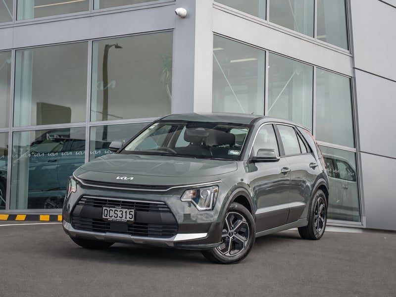 2023 Kia Niro Light 1.6Ph/6Am