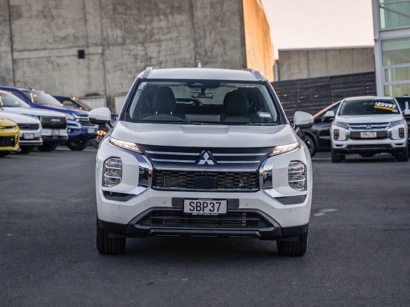 2026 Mitsubishi Outlander Ls 2.5P/Cvt, photo 3