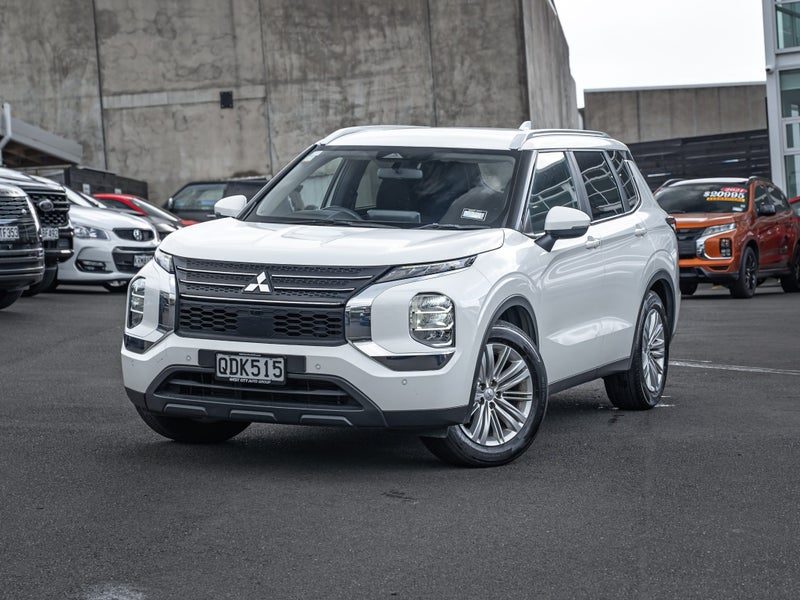 2023 Mitsubishi Outlander Ls 2.5P/4Wd/Cvt