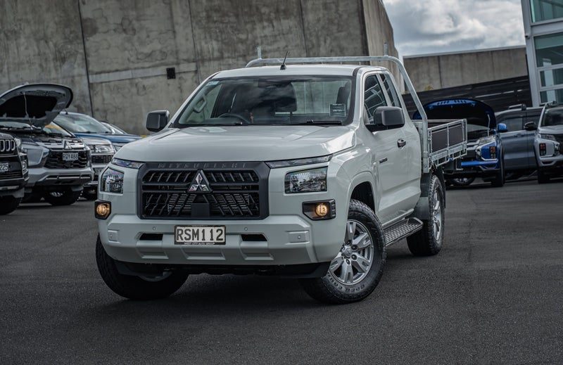 2026 Mitsubishi Triton Cc C Glx 4Wd 6At 2.4