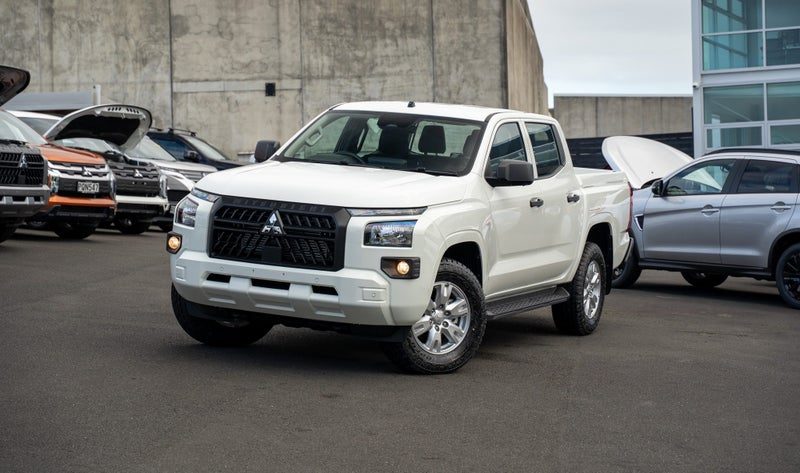 2026 Mitsubishi Triton Dc Glx 4Wd 6At 2.4Dt