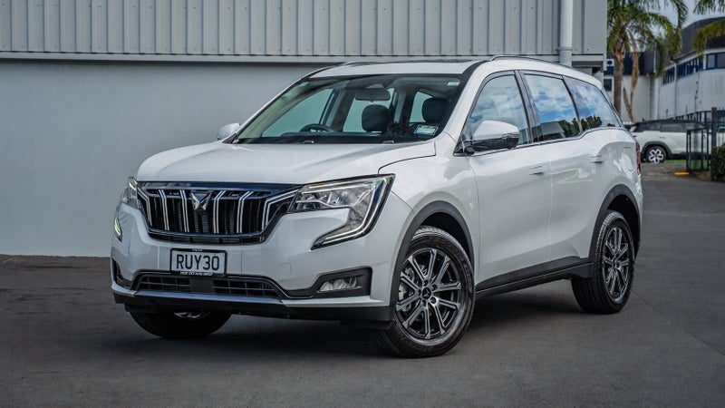 2026 Mahindra XUV700 Ax7l 2.0Pt/6At
