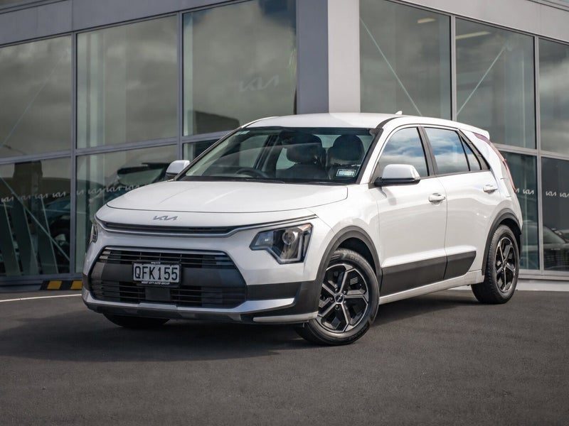 2023 Kia Niro Light 1.6Ph/6Am