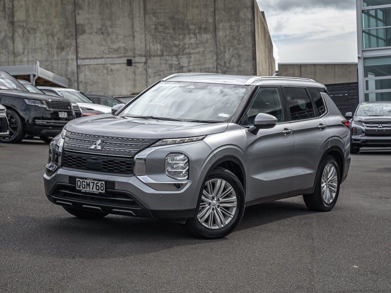2023 Mitsubishi Outlander Ls 2.5P/4Wd/Cvt