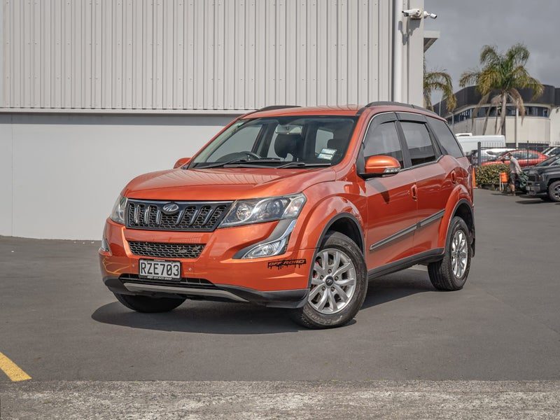 2018 Mahindra XUV500 W8 2.2D/6At/Sw/5Dr