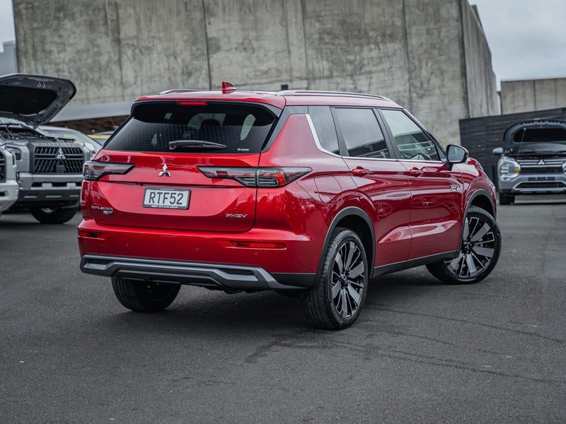 2026 Mitsubishi Outlander Xls Phev/4Wd/At, photo 2