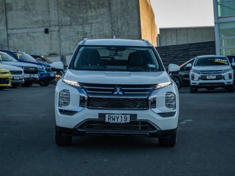 2026 Mitsubishi Outlander Ls 2.5P/Cvt, photo 3