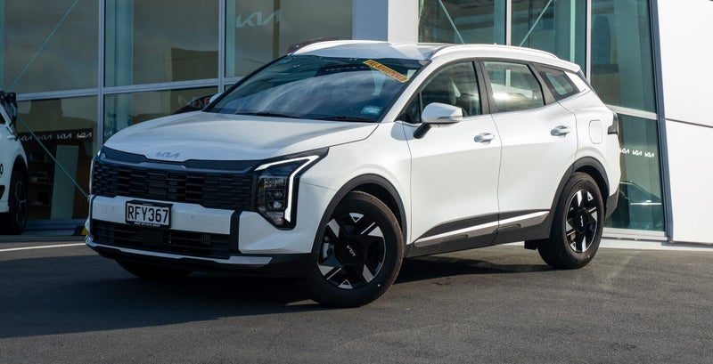 2025 Kia Sportage Lx 2Wd 1.6Pt/8At
