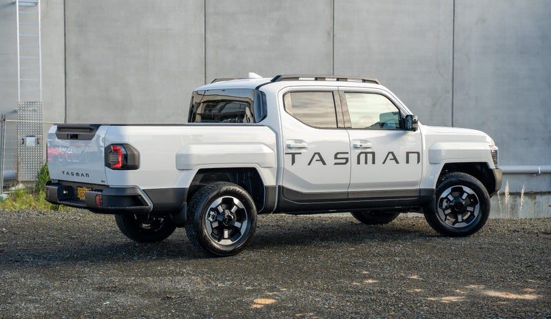 2026 Kia Tasman X-Line 4Wd Wellside, photo 2