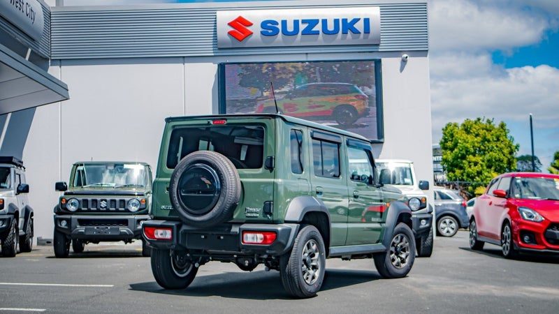 2026 Suzuki Jimny 5-Door 1.5P/4Wd/5Mt, photo 2