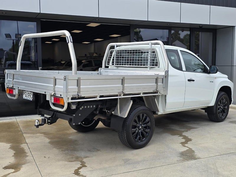 2022 Mitsubishi Triton GLX, photo 2