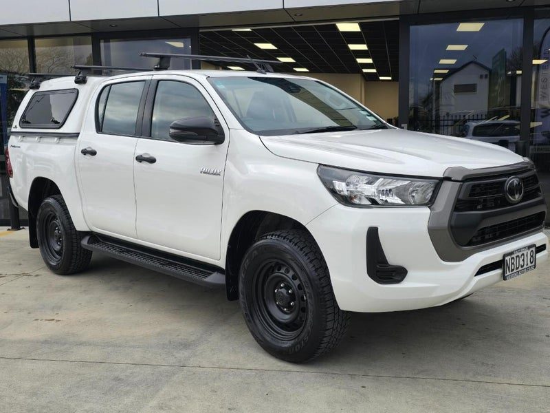 2020 Toyota Hilux SR D/CAB 2.8TD AUTO (NZNEW)