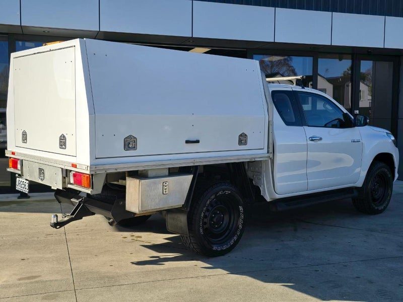 2016 Toyota Hilux SR 4WD FULL BOX SETUP (NZNEW), photo 2