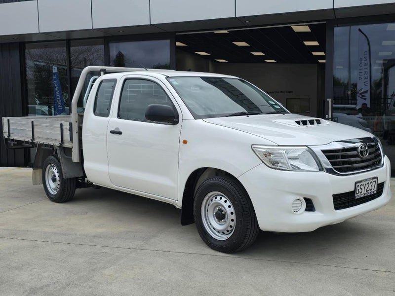 2013 Toyota Hilux 3.0TD EXTRA CAB FLATDECK (NZNEW)