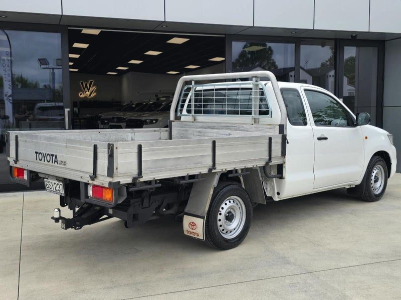 2013 Toyota Hilux 3.0TD EXTRA CAB FLATDECK (NZNEW), photo 2