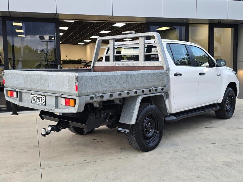 2022 Toyota Hilux SR D/CAB AUTO FLATDECK (NZNEW), photo 2