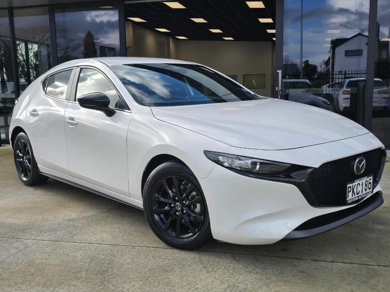 2022 Mazda 3 GSX HATCH (NZNEW)