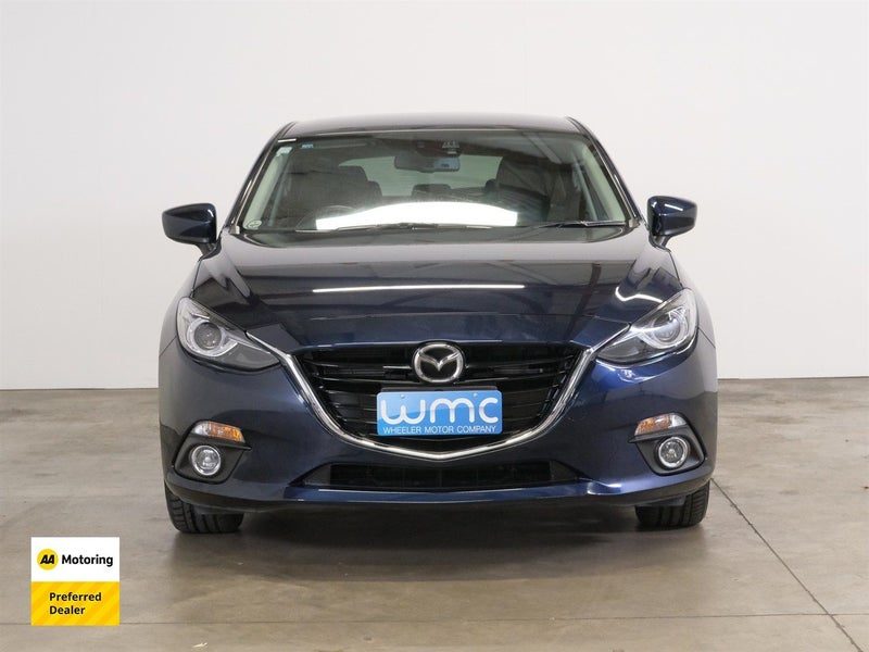 2015 Mazda Axela Sport 20S 'Skyactiv', photo 2