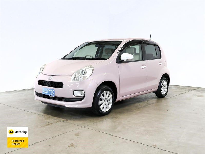 2015 Toyota Passo Plus Hana 'G-Package', photo 3