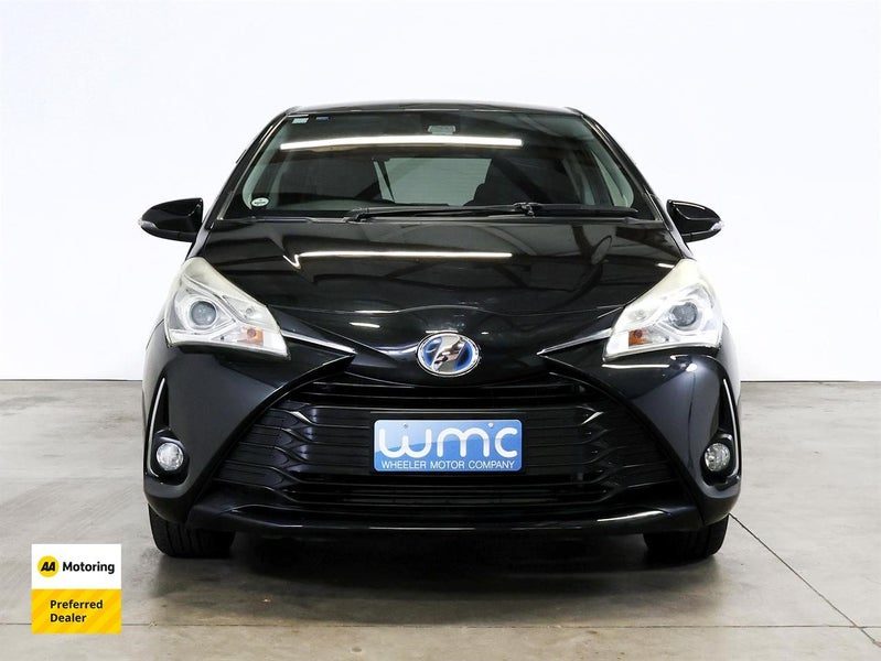 2017 Toyota Vitz 1.5lt Hybrid U 'Sporty Package', photo 2