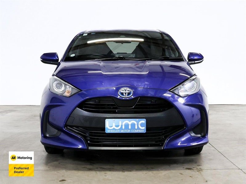 2022 Toyota Yaris Hybrid 'X', photo 2