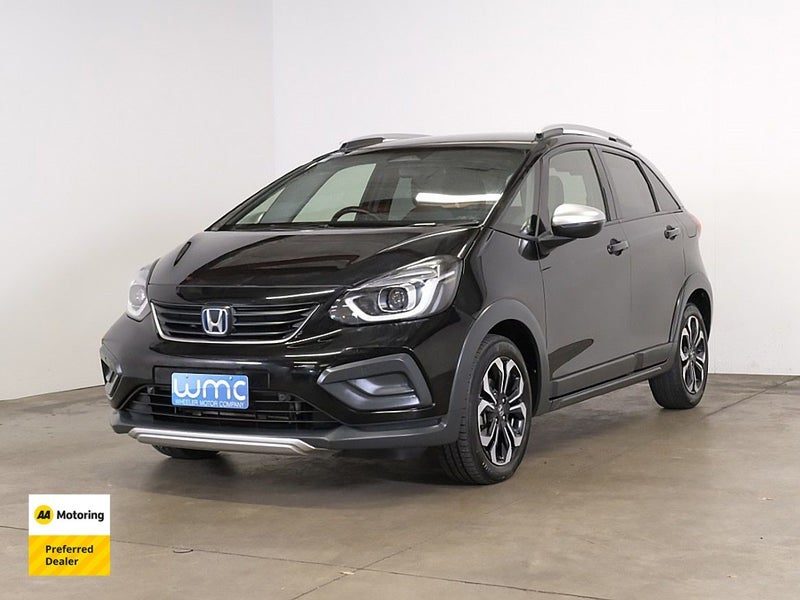 2020 Honda Fit e:HEV 1.5lt Hybrid 'Crosstar', photo 3