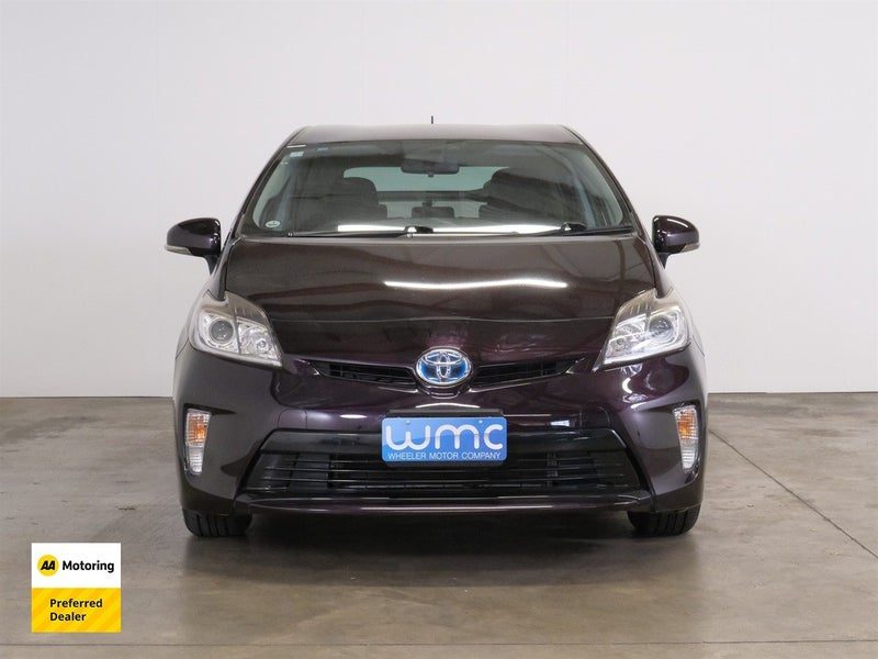 2015 Toyota Prius 1.8lt Hybrid S-Package, photo 2