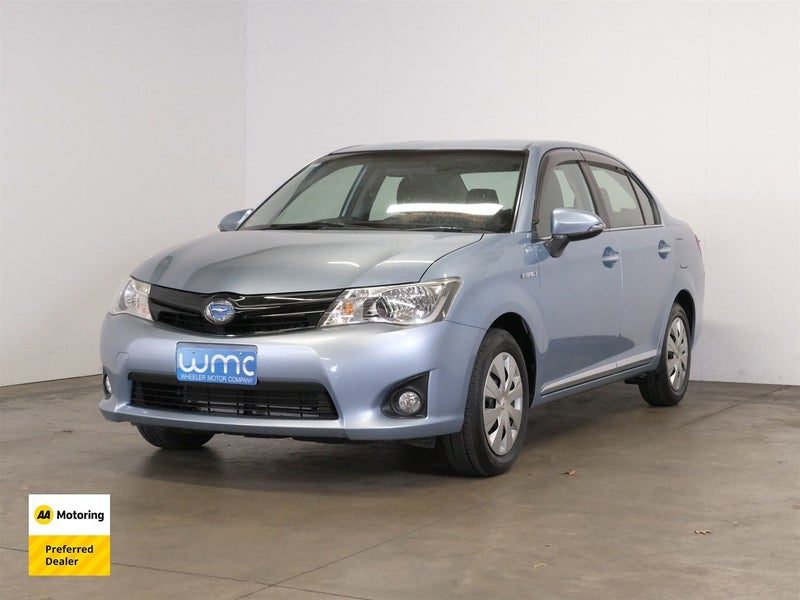 2014 Toyota Corolla Axio Hybrid G-Package, photo 3