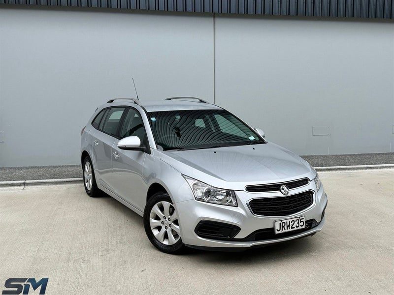 2016 Holden Cruze Come to the best in Auckland, main photo