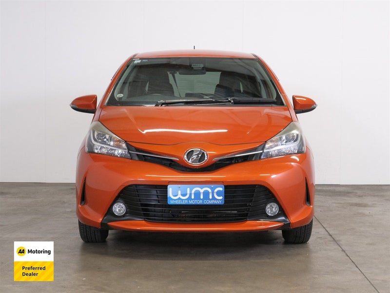 2016 Toyota Vitz 1.3lt F-Package, photo 2