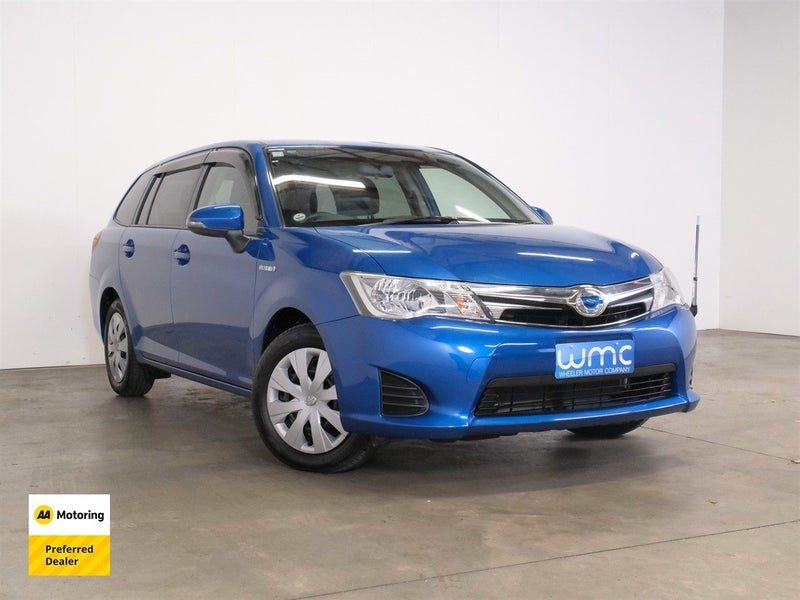 2014 Toyota Corolla Fielder Hybrid