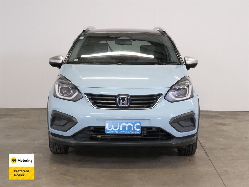 2021 Honda Fit e:HEV 1.5lt Hybrid 'Crosstar', photo 2
