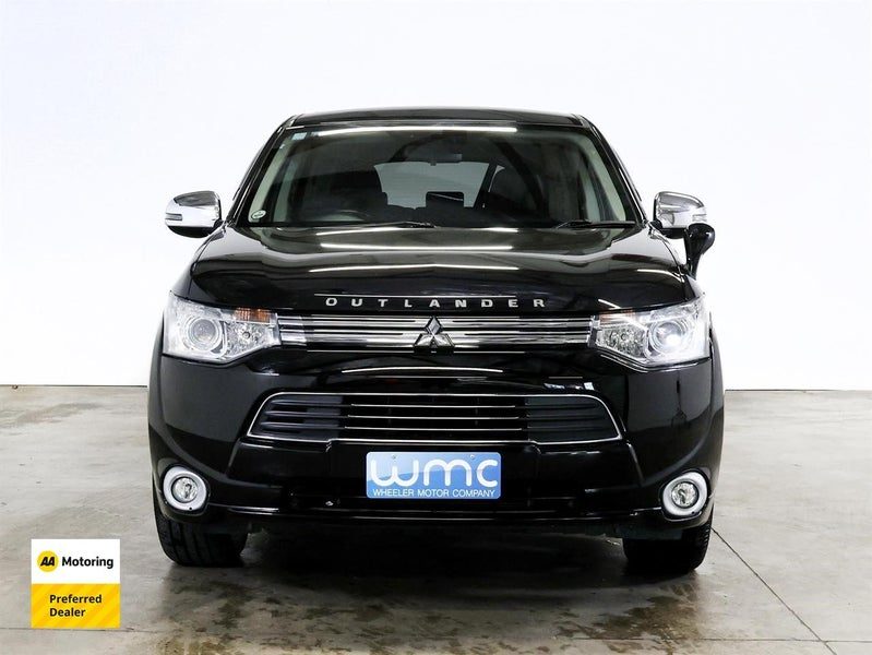 2014 Mitsubishi Outlander PHEV 4WD G, photo 2