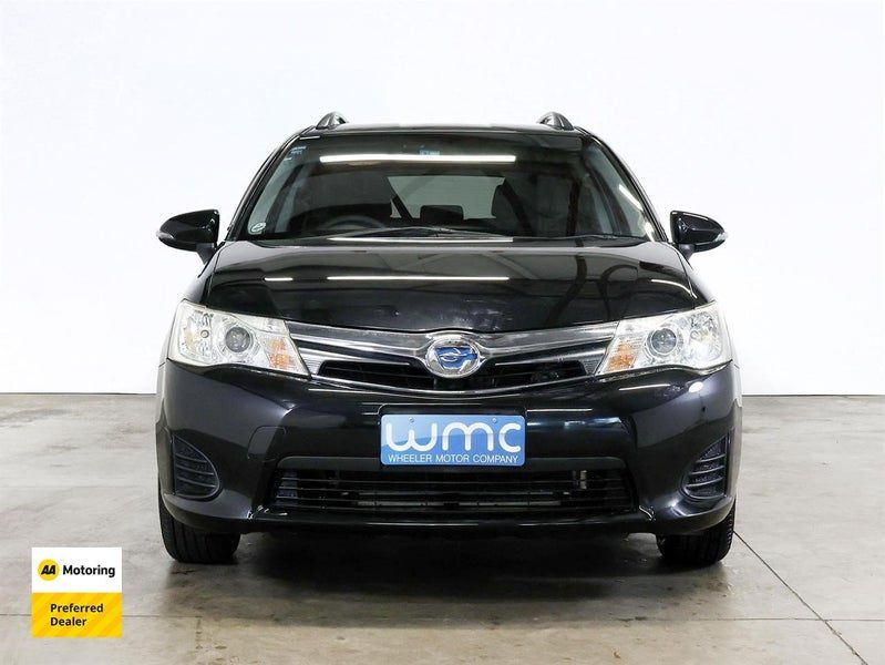 2014 Toyota Corolla Fielder, photo 2