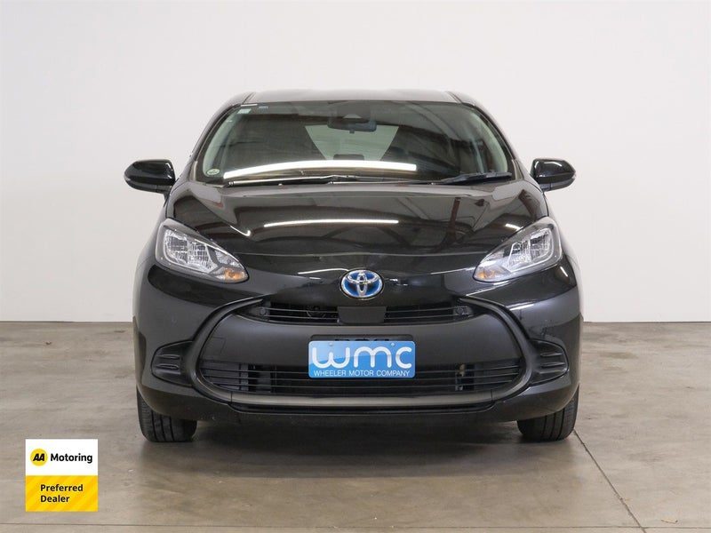 2022 Toyota Aqua 1.5lt Hybrid X, photo 2