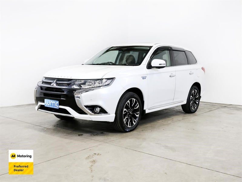 2017 Mitsubishi Outlander PHEV 4WD G 'Facelift', photo 3
