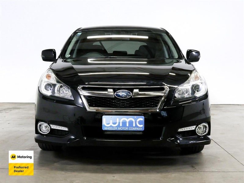 2012 Subaru Legacy Wagon, photo 2