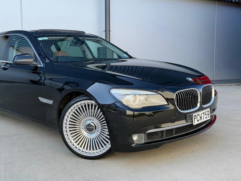 2010 BMW 740i Come to the best in Auckland, photo 2